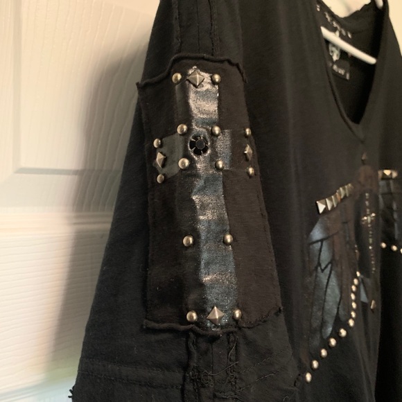 The saints sinphony v-neck T-shirt - Picture 3 of 3